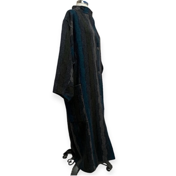 Claude Harvey Reversible Trench Winter Coat - Picture 4 of 14